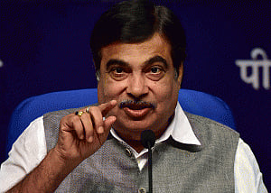 No move to ban cycles on roads, says Gadkari