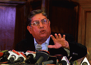 Srinivasan cannot represent BCCI in ICC meet, says SC