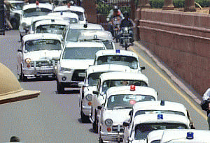 VIP culture of beacon lights to end from May 1: Gadkari