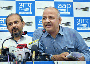 Twitter account hacked, claims Sisodia; says someone sharing anti-Hazare posts