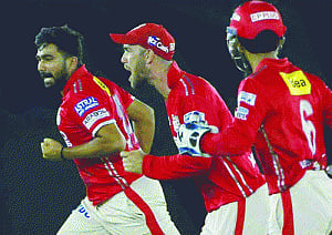 Punjab keep top 4 hopes alive
