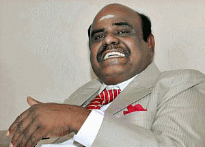 Justice Karnan approaches prez for suspension of SC order