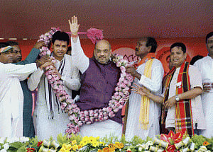 Parties lacking internal democracy can't contribute to nation: Shah