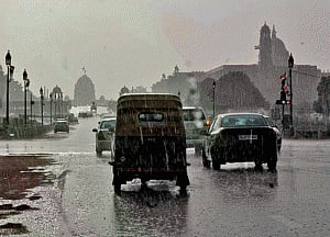Rain brings respite from hot spell in Delhi