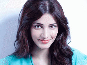 Shruti Haasan not part of 'Sangamithra' anymore