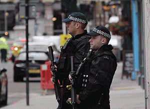 12 arrested after london terror attacks