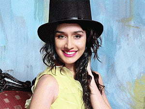 Shraddha goes fruit pack way for voluminous hair