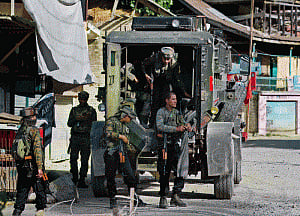 6 policemen killed as militants ambush police party in JK