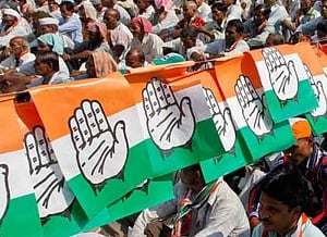 Another jolt to Congress in Gujarat; three MlAs resign