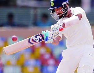 'Will sledge if it helps bowlers'