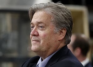 Bannon returns to Breitbart after his White House ouster