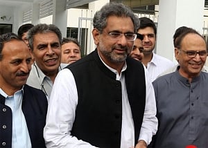 Pak PM chairs high-level meeting to respond to Trump's charges