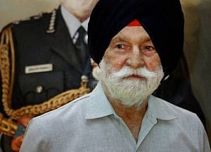 India bids farewell to one of its finest warriors