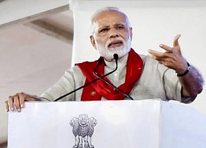 PM Modi holds roadshow in birthplace Vadnagar