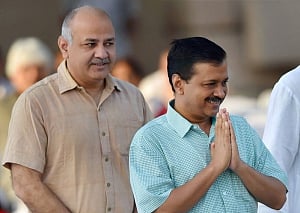 Metro fare hike 'conspiracy' for benefiting pvt cab operators: Sisodia