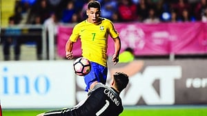 Ronaldo is my inspiration: Paulinho