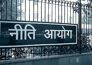 Niti Aayog sees poverty, corruption free India by 2022