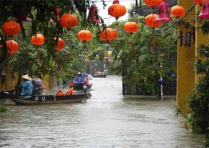 Typhoon death toll in Vietnam climbs amid widespread floods