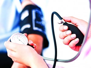 Medical fraternity divided on lowering BP range for Indians