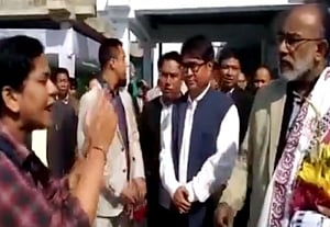 After video of angry passenger, minister says he was not responsible for flight delay