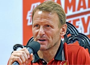 Horrendous challenges going unpunished in ISl: Sheringham