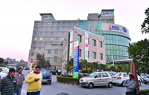 Govt cancels Max's licence