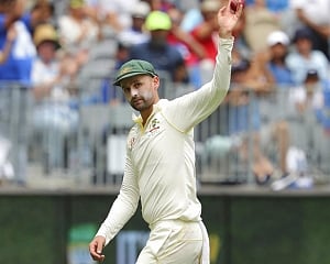 'Special' Nathan Lyon earns praise from Tendulkar