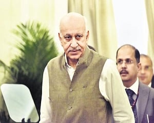 17 women journalists come out in support of Ramani; to testify against Akbar