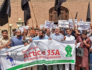 NC, PDP take out protest rallies ahead of SC hearing on Article 35A