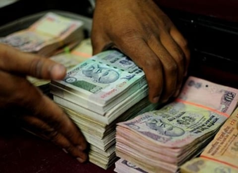 Banks collect Rs 5,000cr from customers in FY18 for breaching min balance