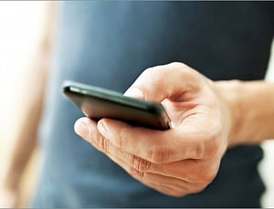 70% smartphone users in India switched brands in Q2: Report