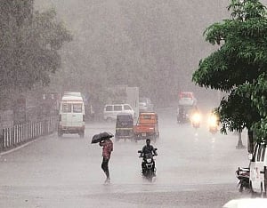 Flood situation 'grave' in Kerala; 20 dead, 22 dams opened