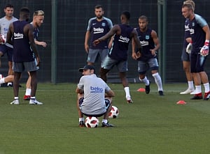 Sevilla threaten to pull out of Super Cup against Barcelona