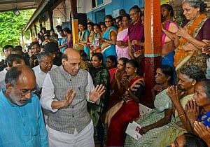 Rs 100 cr immediate central relief to Kerala announced