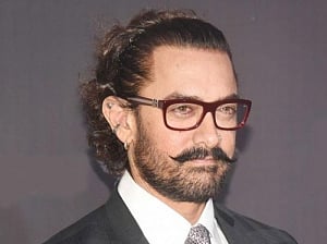 Aamir rules out political foray, says duty-bound for nation