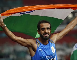 Manjit wins gold in 800m, Jinson 2nd