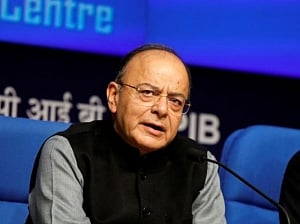 Jaitley hits back at Rahul, says Rafale deal under BJP 20% cheaper than UPA's