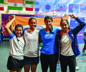 Joshna fires Eves into final