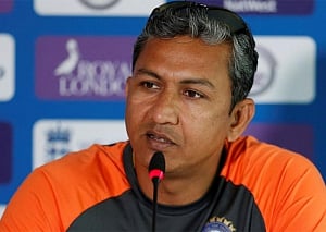 Pandya, Ashwin could have done more: Sanjay Bangar