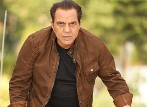 Fame intoxicating but you sober down too: Dharmendra