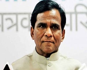 90 pc farmers have got benefit of loan waiver in Maha: Danve