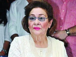 Bollywood mourns Krishna Raj Kapoor’s demise
