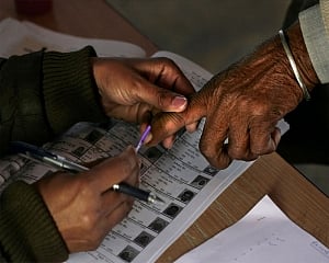 C'garh polls: Voting underway for first phase, IED blast in Dantewada