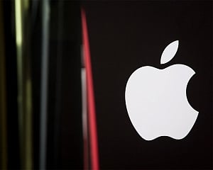 China court bans iPhone sales in patent dispute: Qualcomm