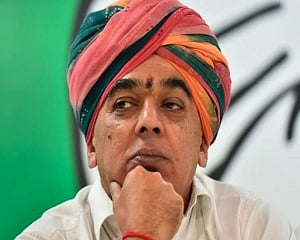 Cong releases 2nd list for Raj, Manvendra Singh to take on Vasundhara Raje