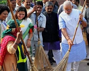 Contribution of women in Swachh Bharat Mission immense: Modi