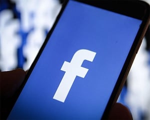 Facebook says it didn't allow sharing users data with third parties