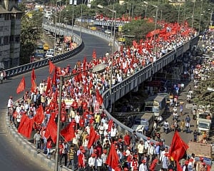 Farmers' march to Parliament throws traffic in tizzy in central, Lutyens' Delhi
