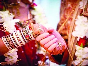 Garland of arms, not halter of law