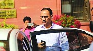 Govt can’t alter 2-yr term for CBI chief, Verma tells SC